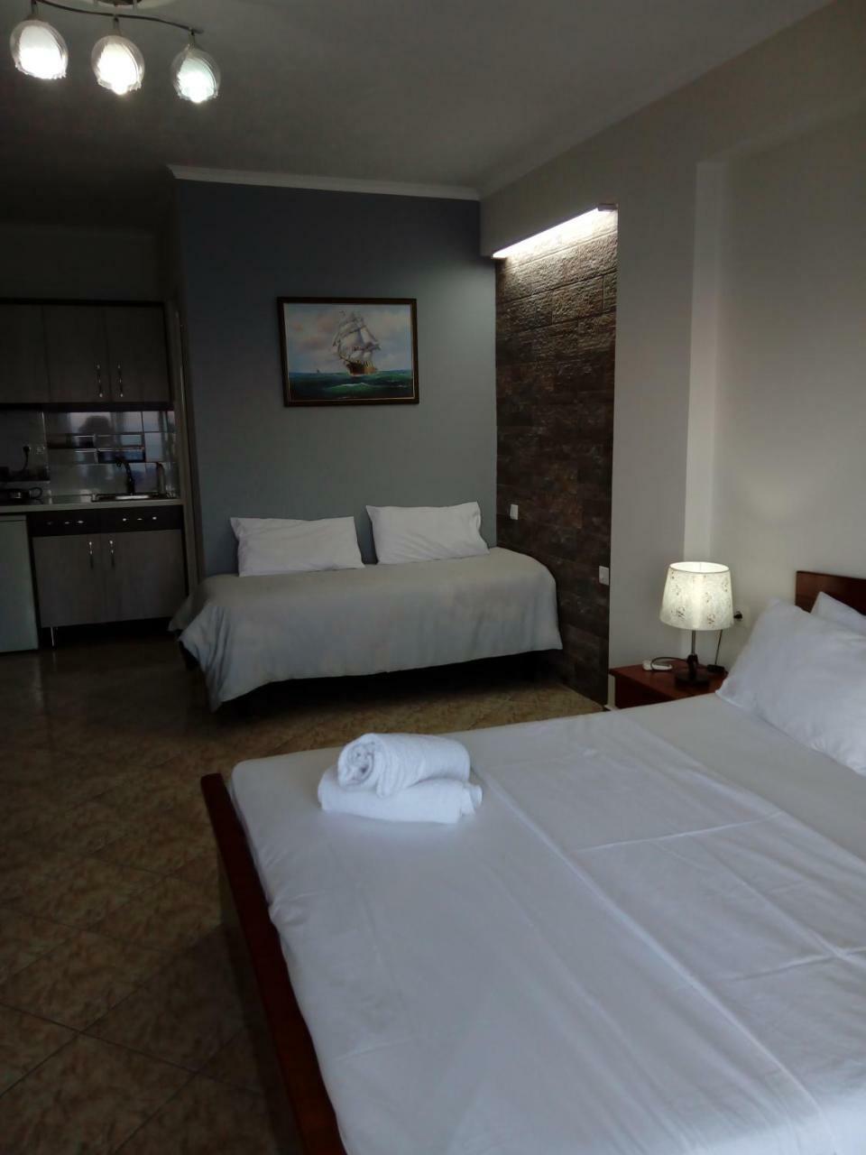 Hotel Klironomi Sarandë Exterior foto